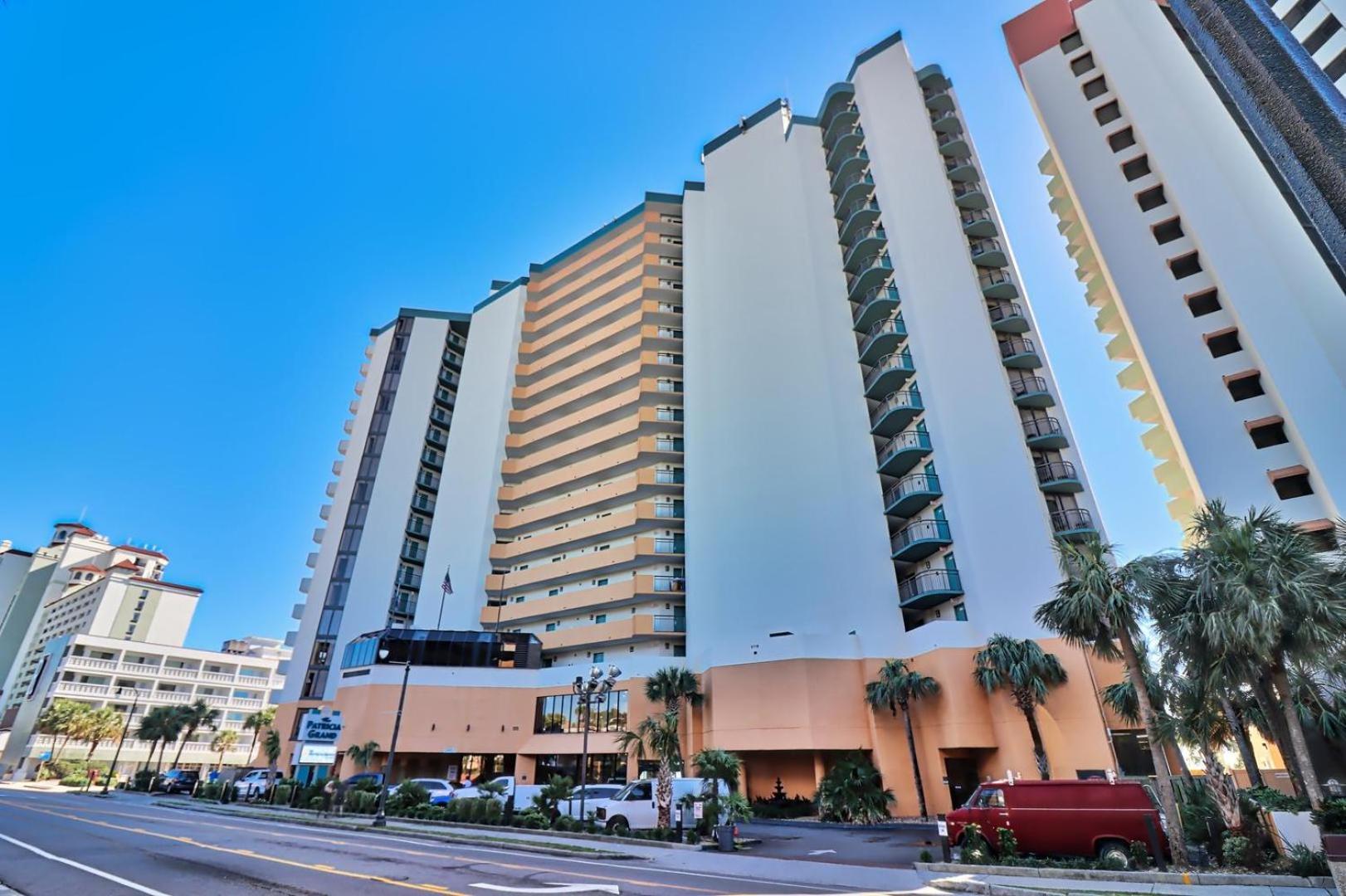 Enticing Ocean View Condo Located On The Blvd, Wifi Included, Monthly Winter Ren マートルビーチ エクステリア 写真